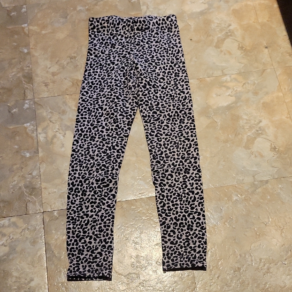 Old Navy Black & White Leopard Print Leggings